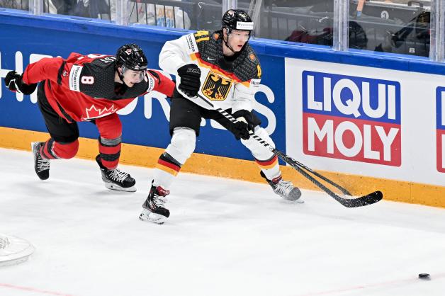 Die deutschen Eishockey-Spieler traten gegen Kanada an.