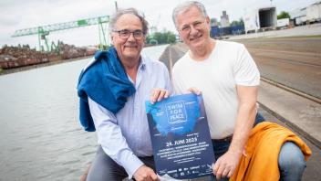 Swim for peace (Münster -> Osnabrück) Klaus Hellmann und Harry Krogull 