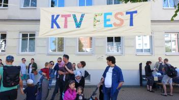 Erstmals seit 2019 lockt das KTV-Fest wieder in die Kröpeliner-Tor-Vorstadt.