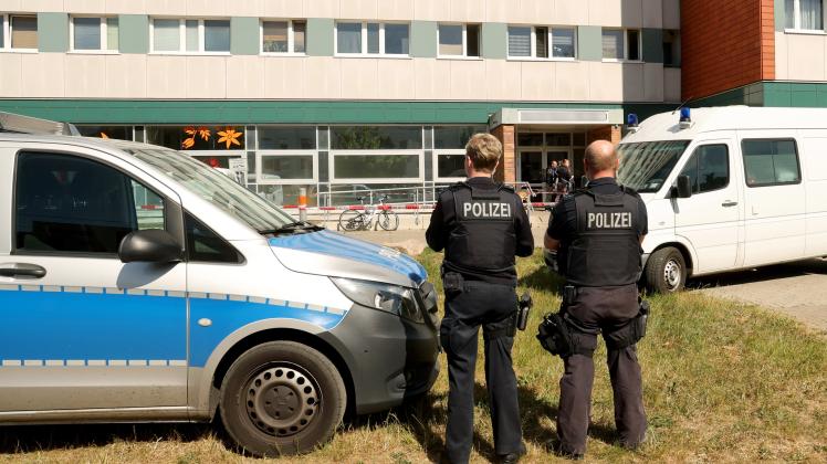 Polizei schießt in Rostock auf Mann mit Messer