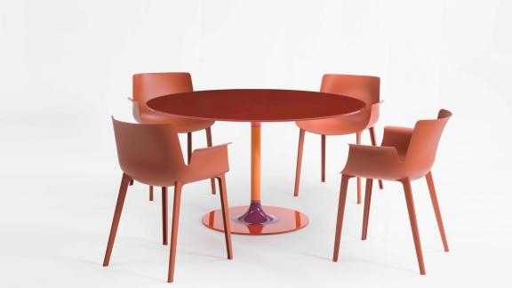 Rost- und Terrakottatöne bei Kartell Rost- und Terrakottatöne bei Kartell