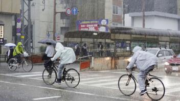 Taifun Mawar in Japan