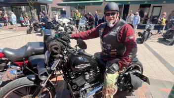 Wolfgang Miersch (67) aus Bochum ist das zweite Mal bei den Sylter Harley Days mit dabei. Das erste Mal mit seinem Motorrad.