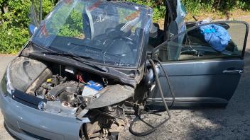 Die beiden Insassen des Aixam-Pkw wurden beim Unfall in Borgdorf-Seedorf verletz
