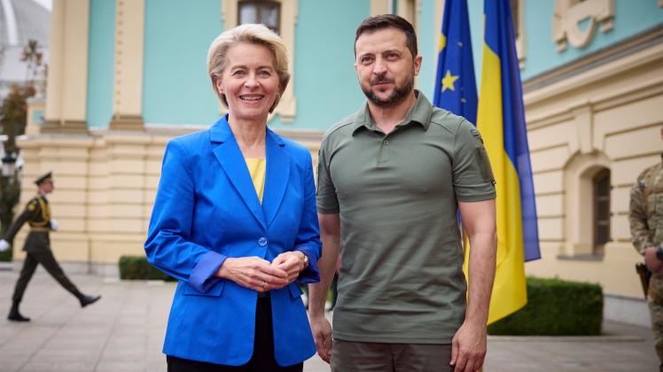 EU-Kommissionspräsidentin von der Leyen in Kiew