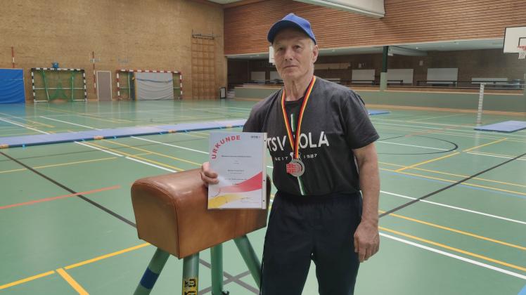 Werner Kreuzmann, Kunstturner Hohenlockstedt