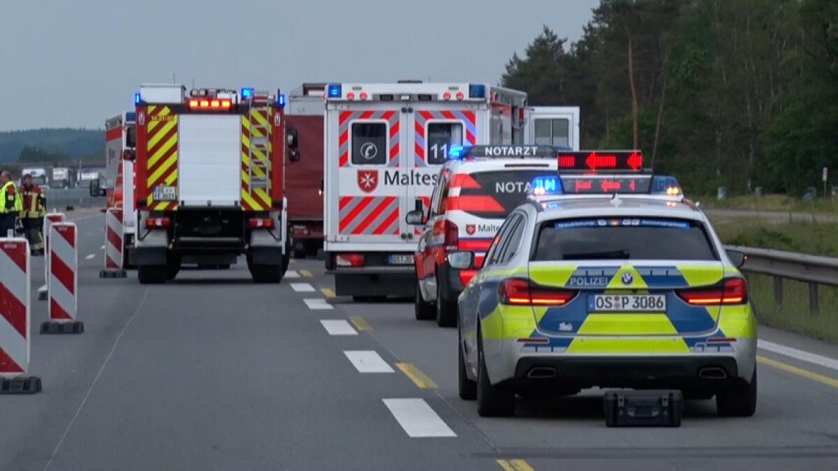 Massencrash Auf Autobahn A1 Bei Bramsche: LKW-Fahrer Schwer Verletzt | NOZ