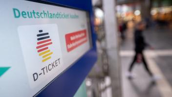 Deutschlandticket startet - Frankfurt am Main