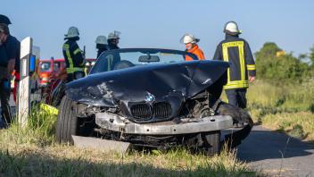 Der Fahrer des BMW konnte einen Zusammenstoß mit dem VW Golf nicht mehr verhindern.
