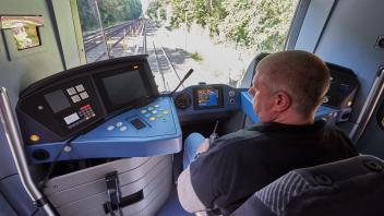 Pk Hamburger Hochbahn zur ersten Fahrt mit automatisierter U-Bahn