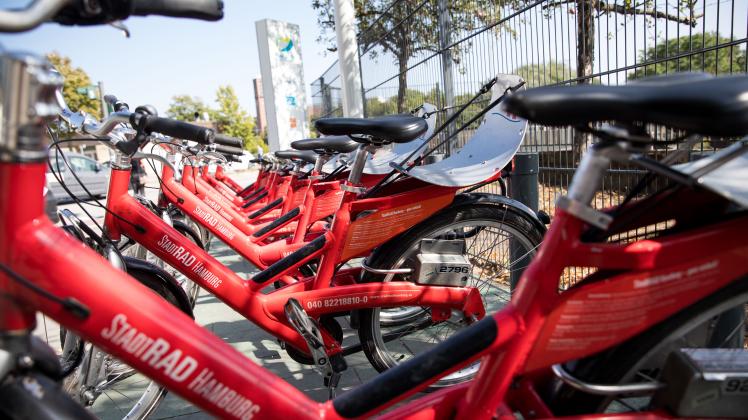citybike city 400 Velo de Ville KES 2022 Aluminium E-City-Bike Rot RH 46 Fahrrad Klapprad Sollten Trockenfrüchte im Kühlschrank aperitivo Sorte:10 Mio (für ca. 100 Pflanzen)