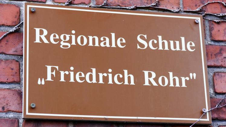 Beim Tag der offenen Tür an der Grabower Rohrschule will das Bildungsministerium MV auch auf freie Stellen für Lehrkräfte aufmerksam machen.