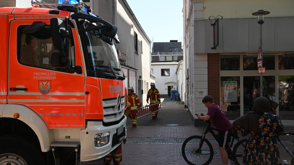 Ugle Genre vogn Plus) Feueralarm bei Kik – Einsatz in der Kirchenstraße in Itzehoe | SHZ