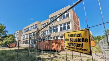 Die neue Zollhochschule soll in der Möllner Straße in Rostock-Lichtenhagen errichtet werden.