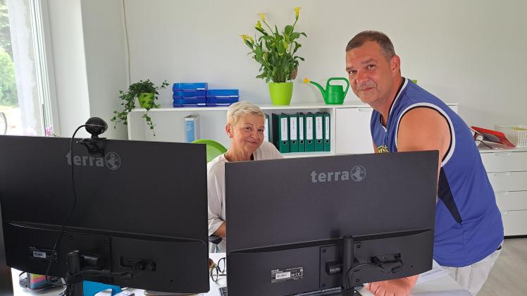 Müller-Oergen ist Pflegedienstleitung im Pflegdienst von Thomas Leubert, den es seit 1. Juni in Nebelin gibt.   
