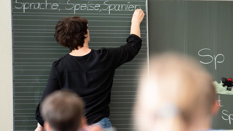 Noch rund 500 Lehrerstellen zum neuen Schuljahr unbesetzt