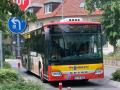 Ein Bus der Linie 584 ist auf dem Weg nach Wallenhorst.