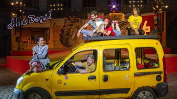 Auf der Reise zu einem Traum: das Musical „Little Miss Sunshine“ in Schwerin
