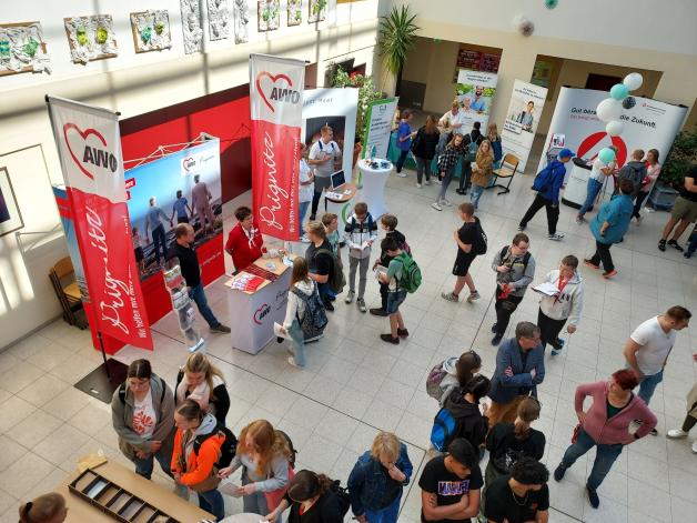 Schüler aus Perleberg testen Ausbildungsberufe SVZ