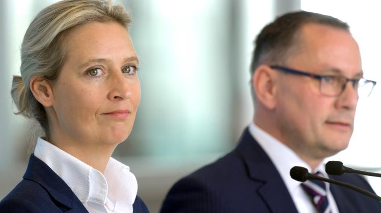 Alice WEIDEL und Tino CHRUPALLA , Vorsitzende der Fraktion von AfD im Bundestag , 09.05.2023 Alice WEIDEL and Tino CHRUP