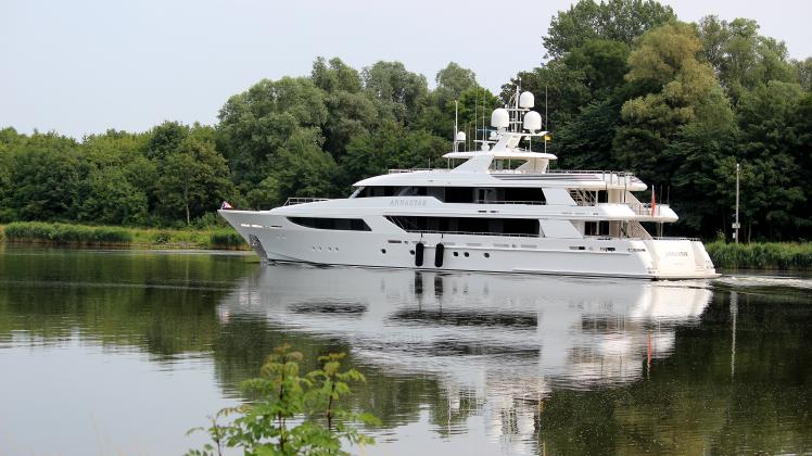 luxus yacht rendsburg