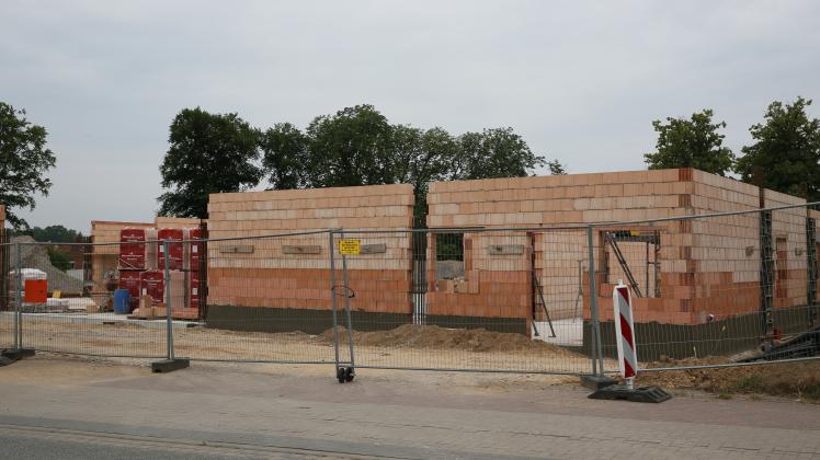 Baustelle Penny am Finkenkamp, Grundplatte und ein Teil des Ausßenmauerwerks sind fertig. 