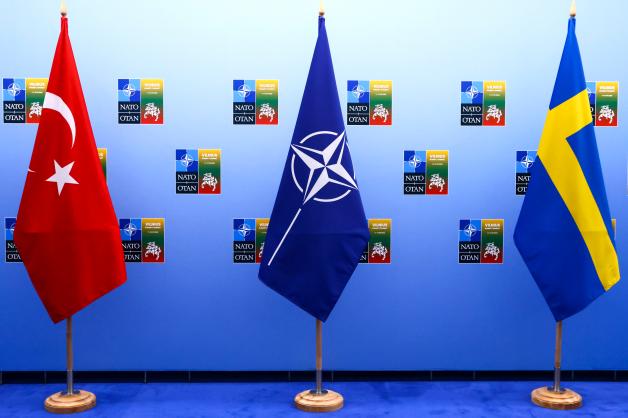 Was Passiert Wenn Ein Nato Mitglied Angegriffen Wird Nato: Deal mit der Türkei – wird Schweden Nato-Mitglied? | SHZ
