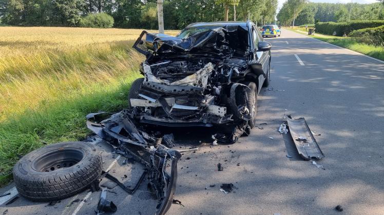 Bei einem Auffahrunfall in Nortrup schob sich ein Mercedes  unter einen Transporter.