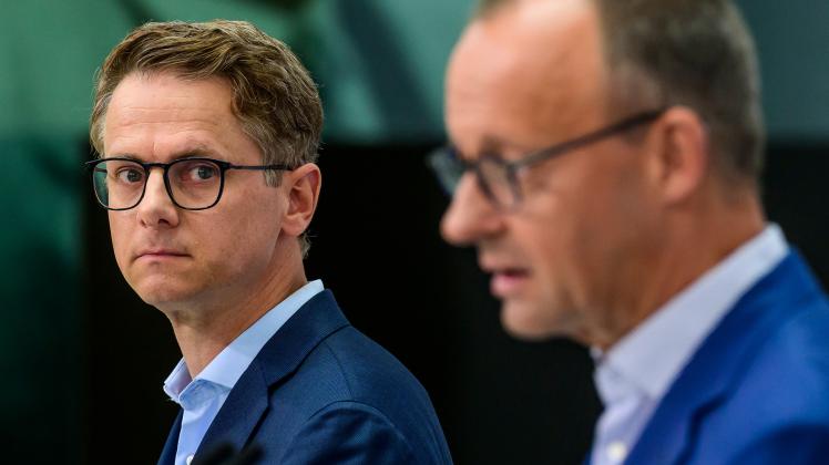 Was Macht Ein Generalsekretär Einer Partei www.dk-online.de