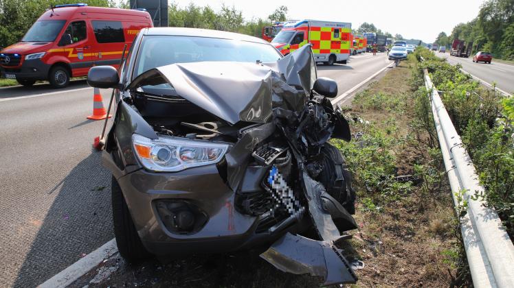 Langer Stau Nach A23-Unfall Zwischen Tornesch Und Elmshorn | SHZ