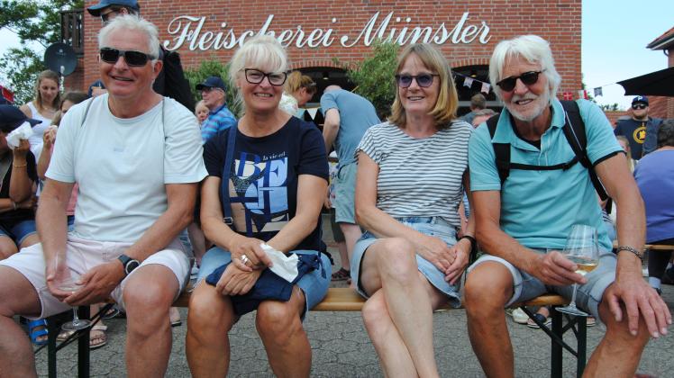Besucher beim Südstrand-Ahoi-Fest in Wyk am 14.07.