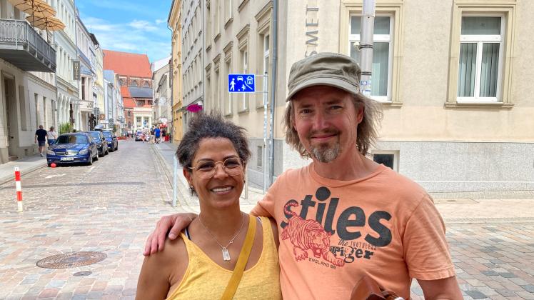Isabel und Thomas kommen aus Schweden und haben bei ihrer Europareise einen Abstecher nach Schwerin gemacht.