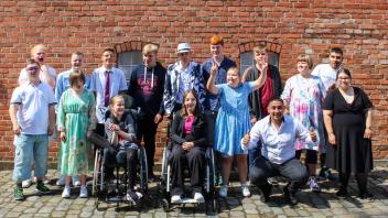 Freuen sich auf ihren Start ins Berufsleben: die Schülerinnen und Schüler der Jakob-Muth-Schule.