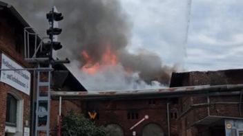 Schweriner Hauptbahnhof wegen Feuer gesperrt