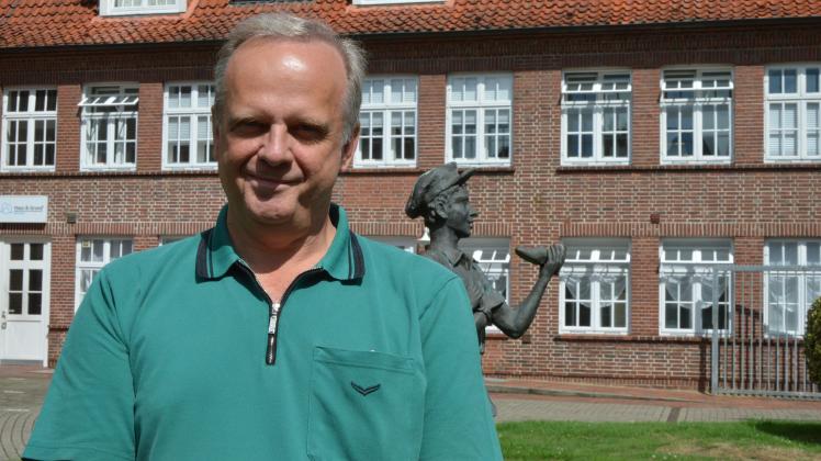 Barmstedter Uwe Runge ist ein Fan von Rosen, Marmelade und HSV | SHZ