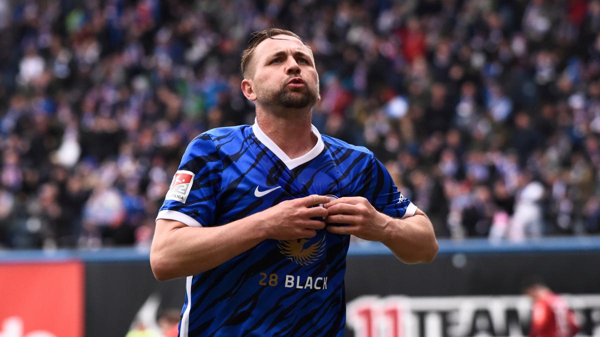 Nach Hansa-Aus: Warum John Verhoek zum VfL Osnabrück wechselt | SVZ