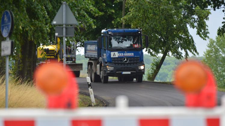 Nach Sperrung Der B104: Weitere Baustellen In NWM Starten | SVZ