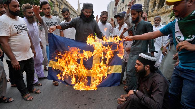 Proteste in Pakistan nach Koranverbrennung in Schweden