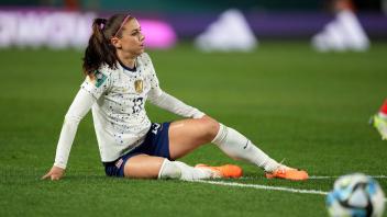 Soccer: FIFA Women s World Cup-USA at Portugal Aug 1, 2023; Auckland, NZL; United States forward Alex Morgan (13) reacts