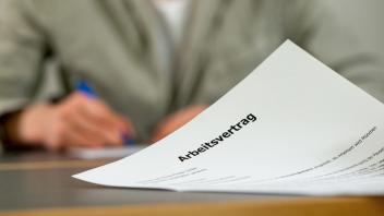 Sind Überstunden mit dem Lohn abgegolten?