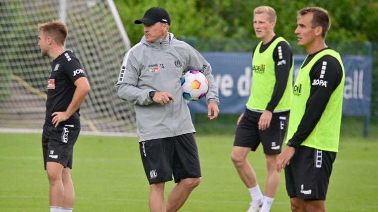 Training VFL Osnabrück  mit Neuzugang John Verhoek