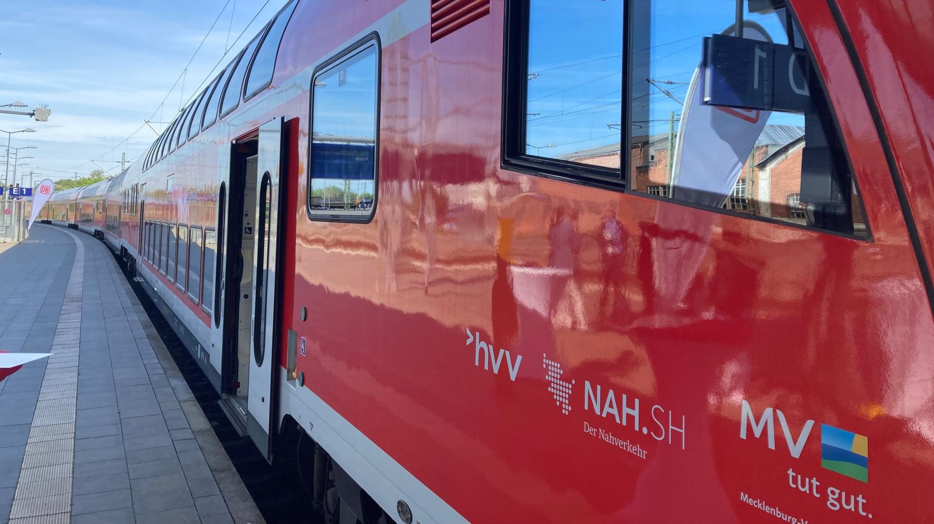 Bahnstrecke bei Schwerin wird gesperrt: Pendler aus ganz MV müssen längere Fahrzeiten einplanen