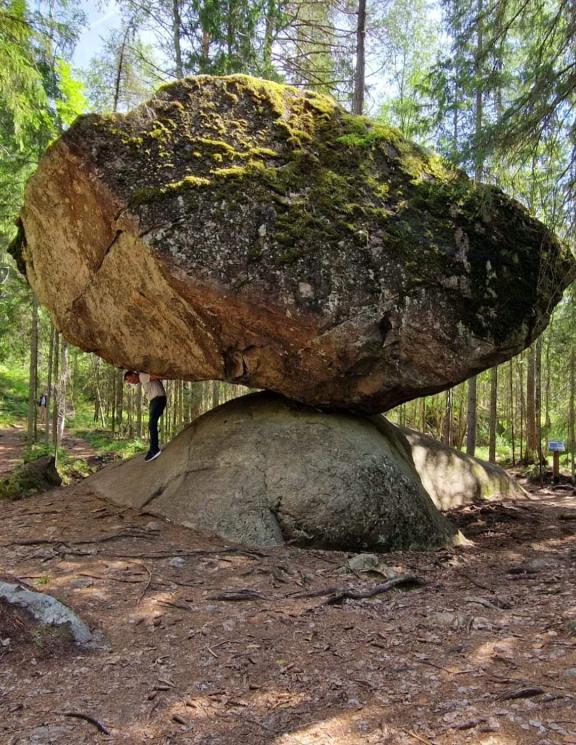 Der Kummakivi in Finnland Frank Meyer