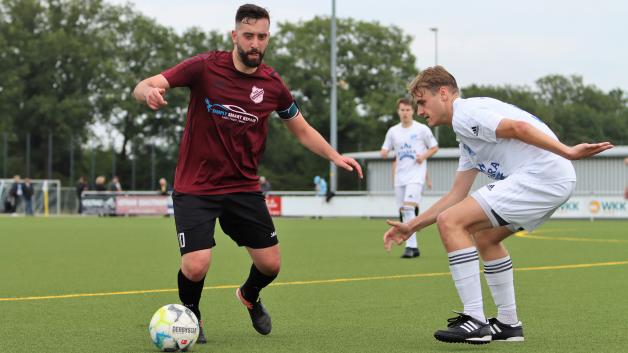 Fußball-Bezirksliga: FC Elmshorn gewinnt bei FC Union Tornesch II | SHZ