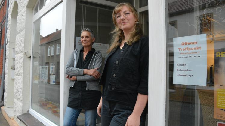 Hanna Kemker (r.) und Pia Peddinghaus von LuK