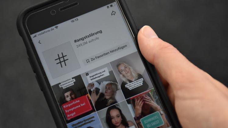 Auf Tiktok bekommen Videos, die mit dem Hashtag Angststörung, ADHS oder Depression markiert sind, hunderte Millionen von Aufrufen. Auch auf Instagram erreichen Reels hohe Aufrufzahlen.