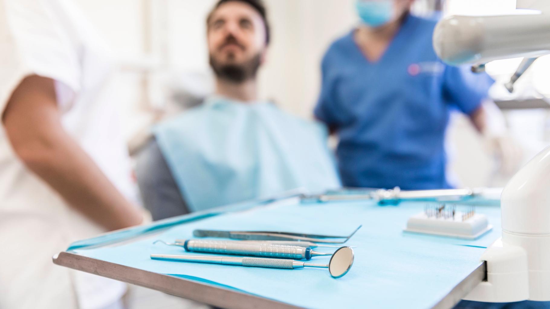 Gesundheitsamt bemängelt Hygiene in Zahnarztpraxen in MV