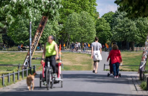 Der Görlitzer Park ist auch bei Anwohnern und Touristen beliebt. Der Görlitzer Park ist auch bei Anwohnern und Touristen beliebt.
