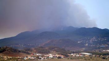 Wildfire On Spain s Tenerife Burning Out Of Control Wildfires in Municipuios de Candelaria y Arafo, in Tenerife, on Augu