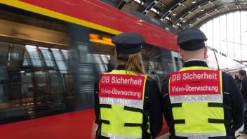 Bahn will mit Körperkameras Sicherheit erhöhen